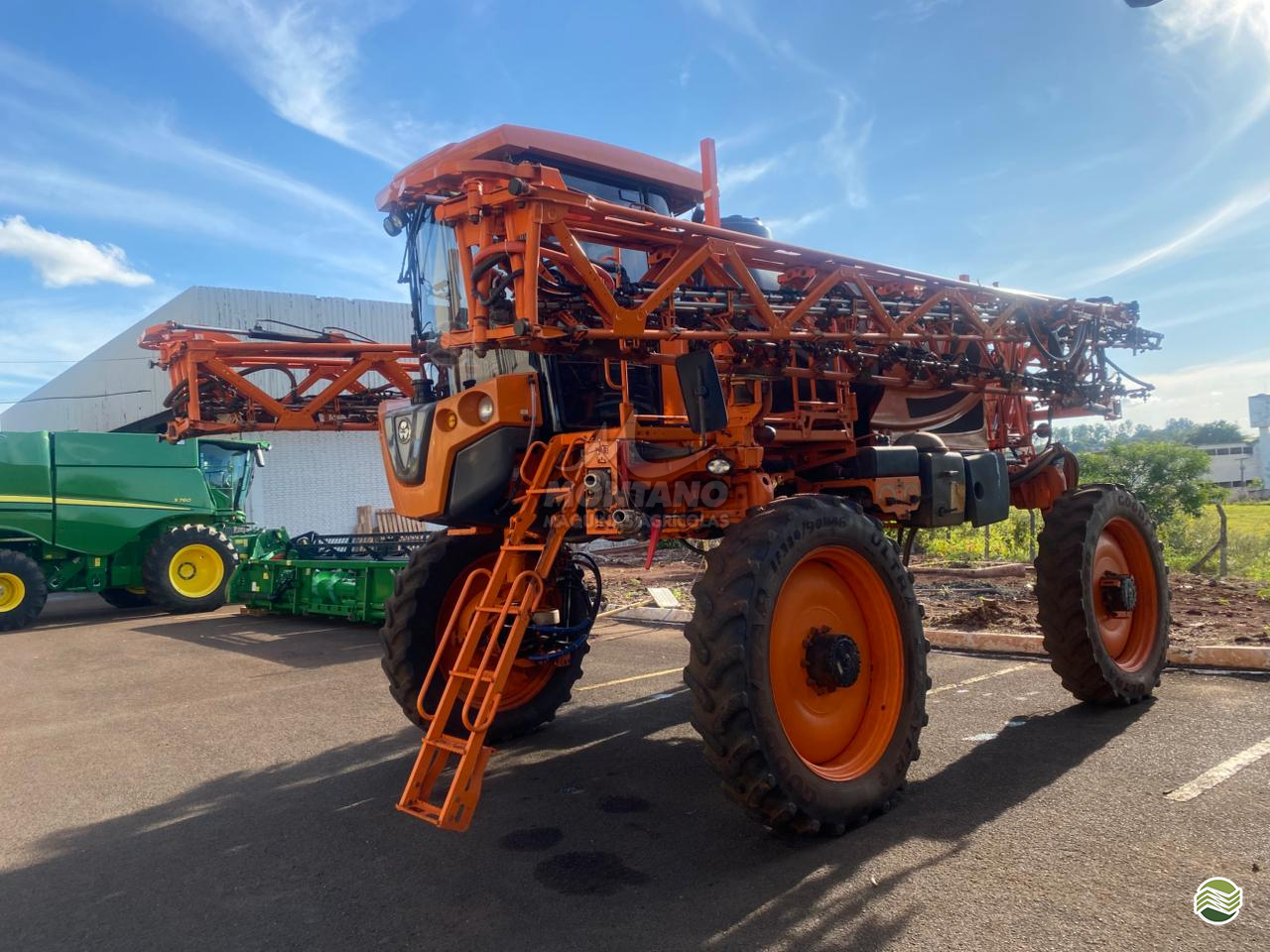 PULVERIZADOR JACTO UNIPORT 3030 Tração 4x2 Montano Máquinas Agrícolas LAGOA VERMELHA RIO GRANDE DO SUL RS
